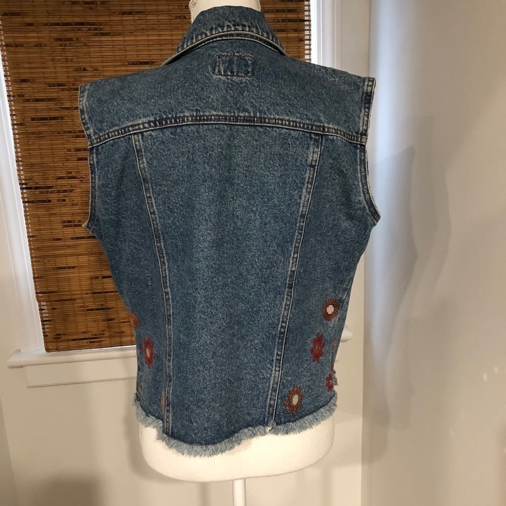 Early 2000’s Calvin Klein Jean Vest - Picture 2 of 6